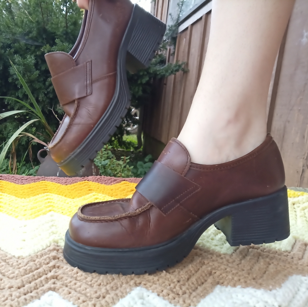 Vintage AE Leather Loafer Heels